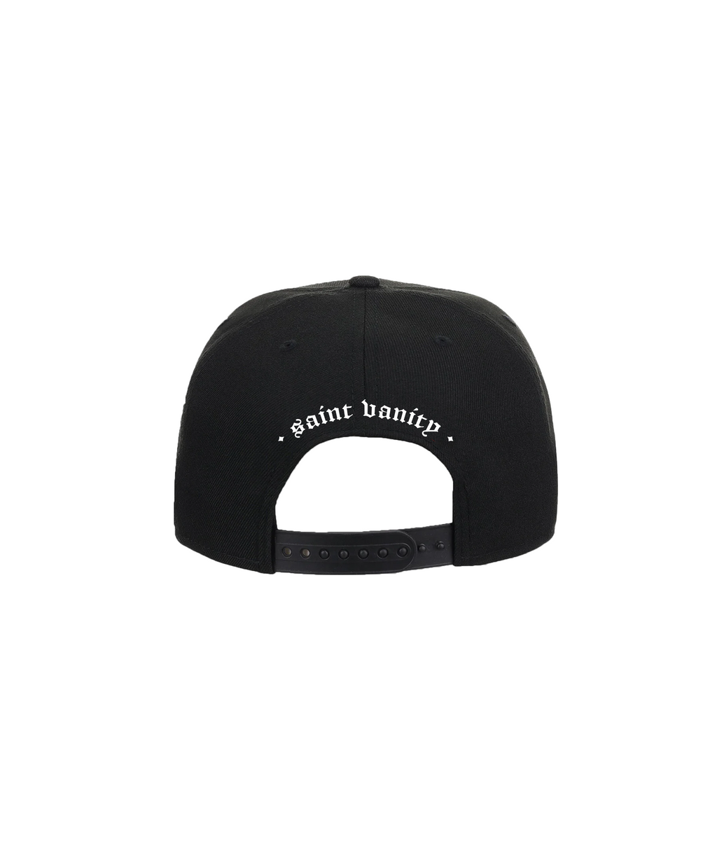 BLACK & WHITE GRIFFIN SNAPBACK